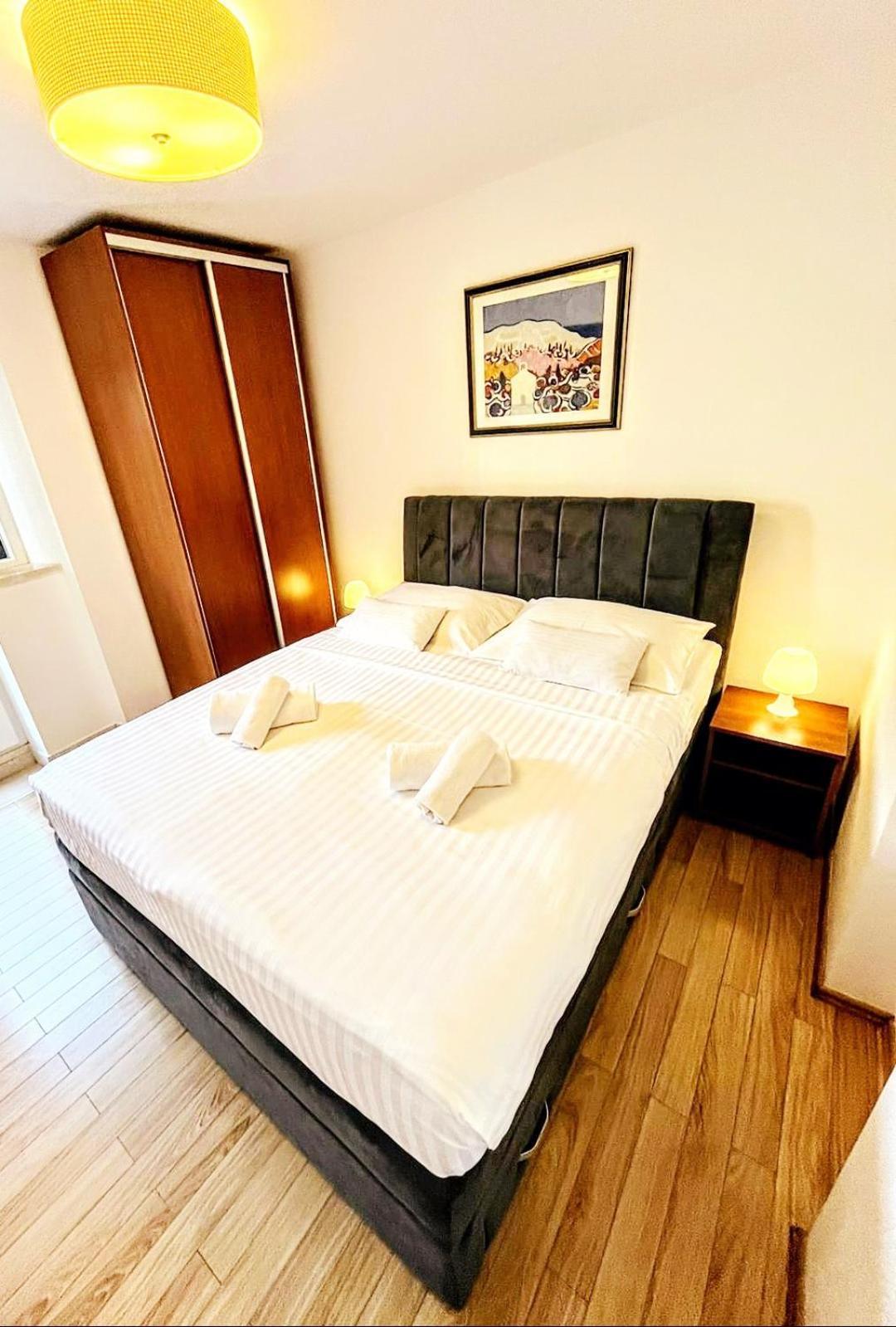 Apartments Corner Дубровник Екстериор снимка
